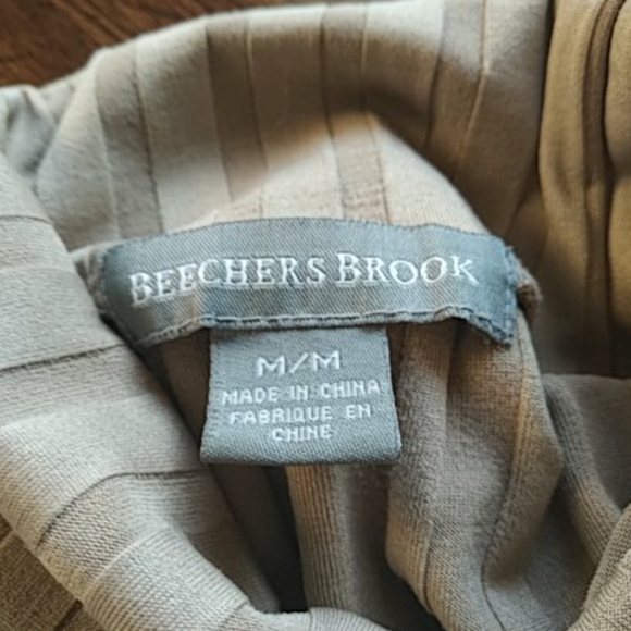 Beechers Brook tan M sleeveless top - Picture 2 of 3